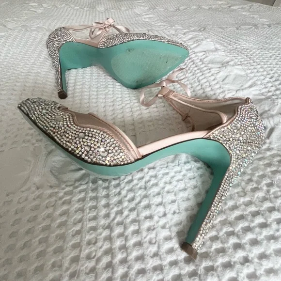 Betsey Johnson Women's Iris Evening Pumps Wedding Something Blue Sole - Picture 8 of 11